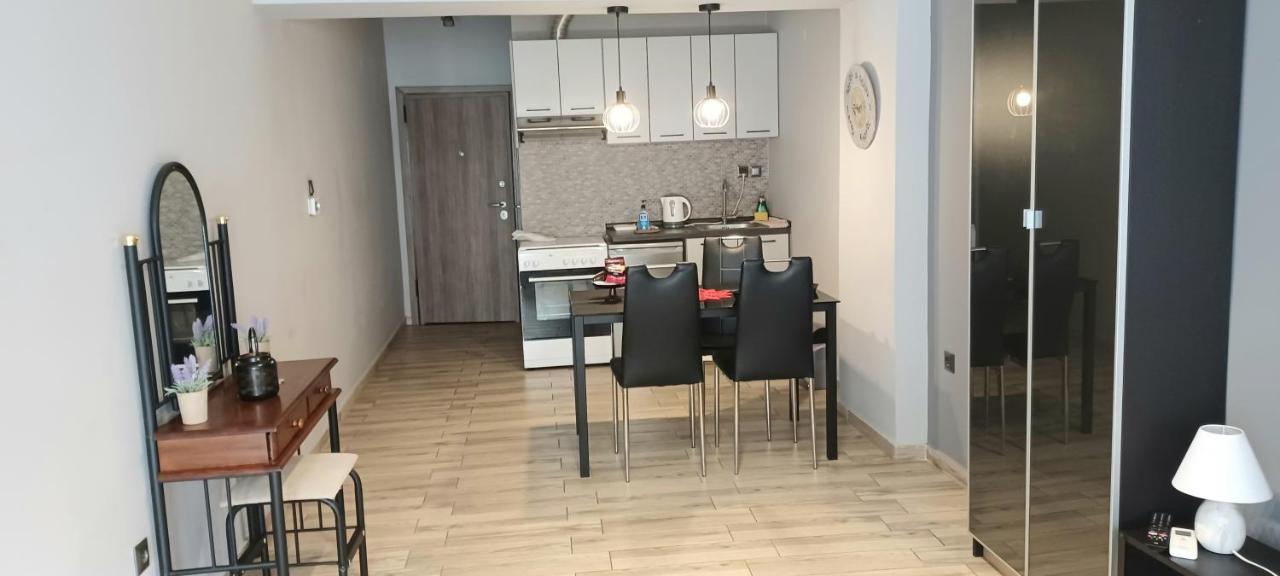 Cute Central Apartments เทสซาโลนิกิ ภายนอก รูปภาพ